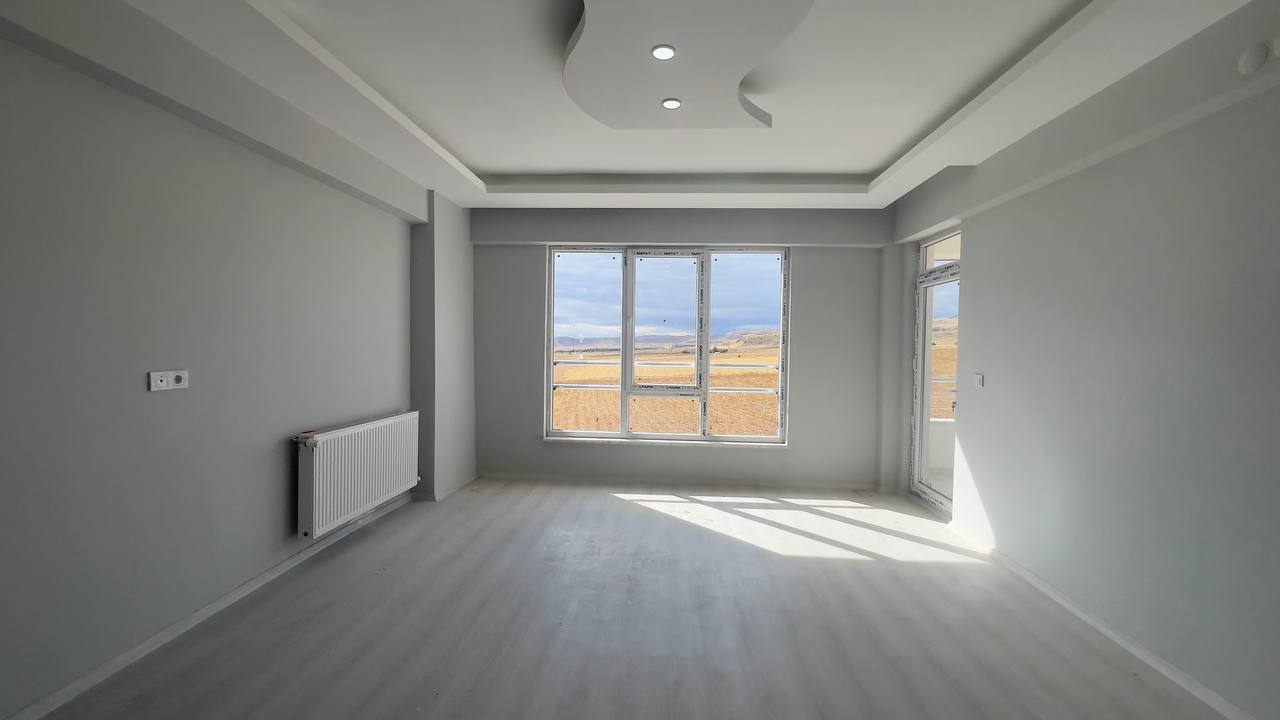 HASTANEYE YÜRÜME MESAFESİNDE KİRALIK GENİŞ 3+1 ODALI EN ÜST KAT DAİRE - 6