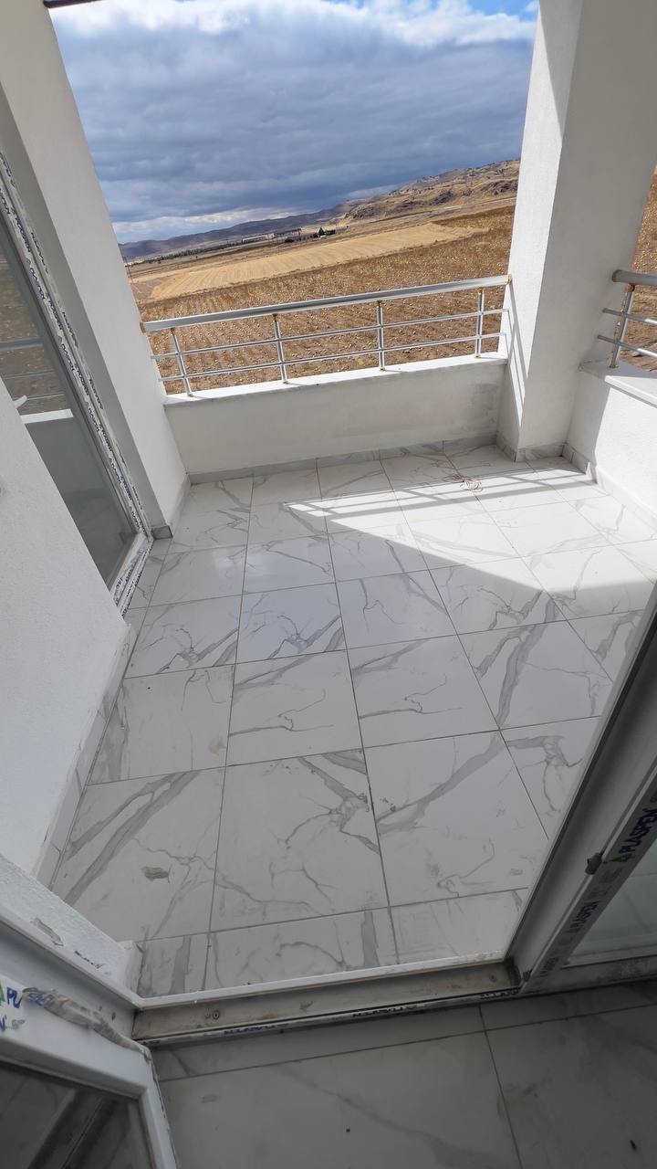 HASTANEYE YÜRÜME MESAFESİNDE KİRALIK GENİŞ 3+1 ODALI EN ÜST KAT DAİRE - 18
