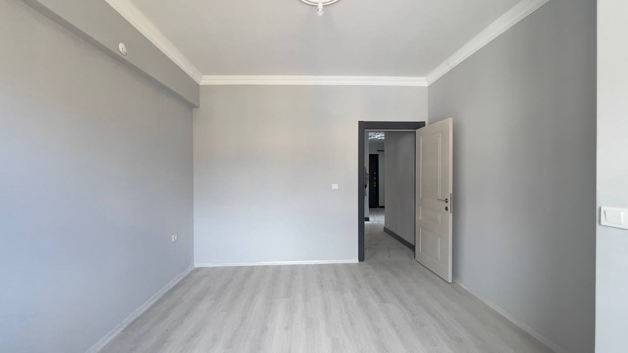 HASTANEYE YÜRÜME MESAFESİNDE KİRALIK GENİŞ 3+1 ODALI EN ÜST KAT DAİRE - 11