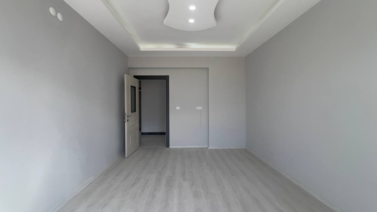 HASTANEYE YÜRÜME MESAFESİNDE KİRALIK GENİŞ 3+1 ODALI EN ÜST KAT DAİRE - 9